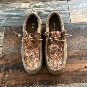 Womens roper shoes size 9